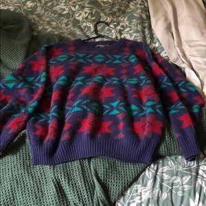 Fun 90’s sweater
